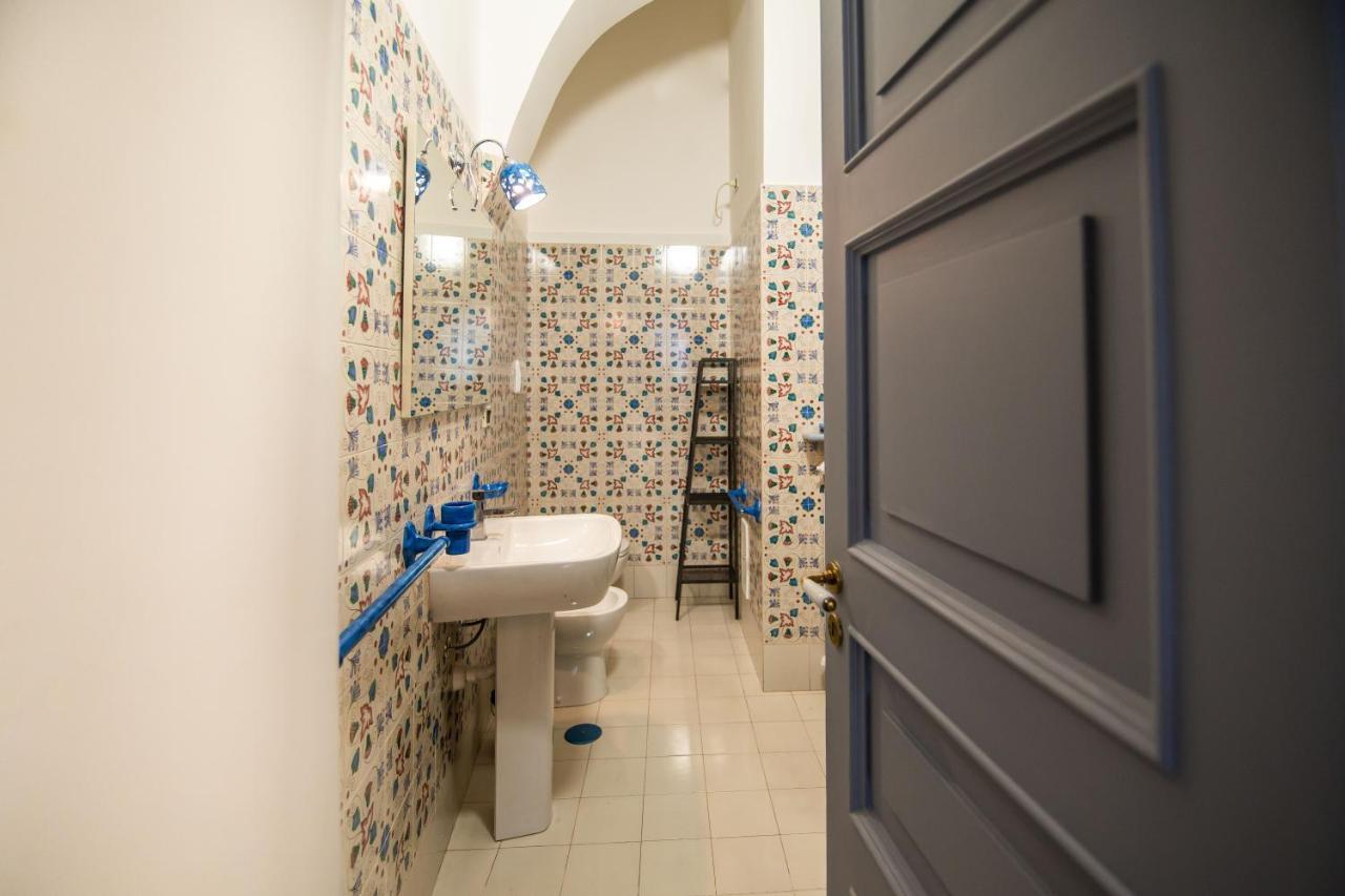 D'Angleterre Guest House Salerno Exterior photo