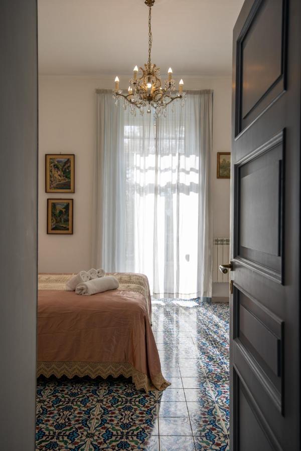 D'Angleterre Guest House Salerno Exterior photo